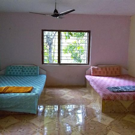 Om Shree Bed And Breakfast Harihareshwar Extérieur photo