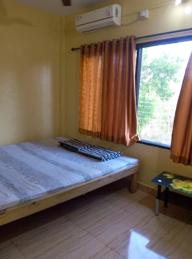 Om Shree Bed And Breakfast Harihareshwar Extérieur photo