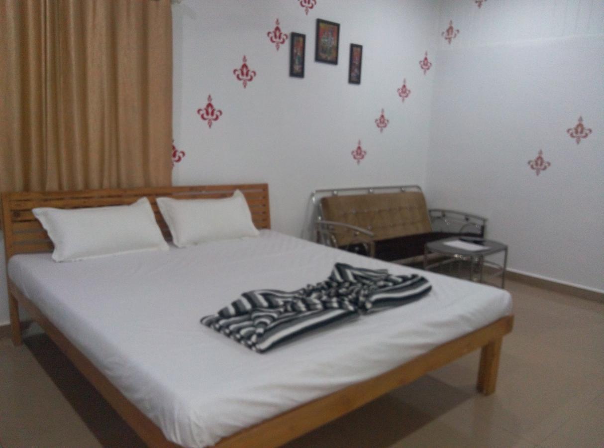 Om Shree Bed And Breakfast Harihareshwar Extérieur photo